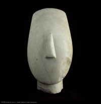 Glava ženske statue 