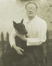 Sergej Jesenjin i Kačalovljev pas